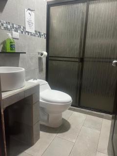 SJO Casa Bosque GuestHouse & Car Rental - FREE SJO AIRPORT SHUTTLE - 4