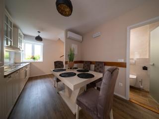 Bella Casa - Rogoznica - 1