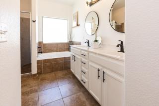 Industrial Desert Oasis 3 BDR Home - 1