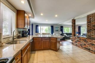 Enchanting Waterfront Sorrento Home with Deck! - 2