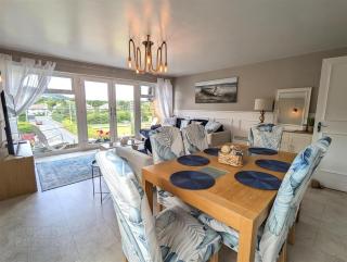 2 bedroom apartment in Newcastle, northern ireland - Newcastle - 9