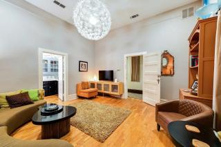 Historic Decatur Apt with City Square Views - Decatur - 0