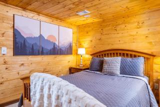 Family Friendly Great Views Game Room & Hot Tub - Gatlinburg - 8