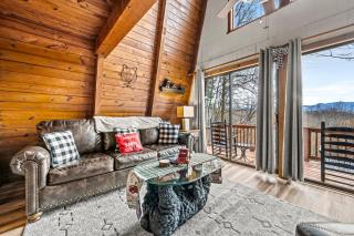 Cozy & Comfortable Cabin I Great Views I Hot Tub - Sevierville - 5