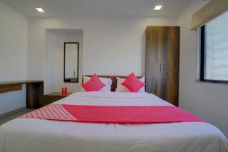 Super Hotel O RK's Regency Near Navale Hospital Back Gate - Yerandwane - 6
