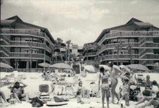 Sandpiper 7-C ON the BEACH- Smart TVs - 1