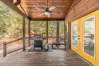 Rustic Paradise Pool Table, Hot Tub, Sleeps 12 - Broken Bow - 2