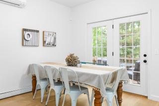 Gorogeous Chic 2bdr Renovated Home near Downtown Sleeps 2816 - Traverse City - 8