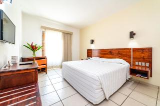 Hotel Castillo Huatulco & Beach Club - 4