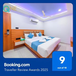 Glitz Hotels Q One - Nr Ernakulam Junction - Cochin - 0