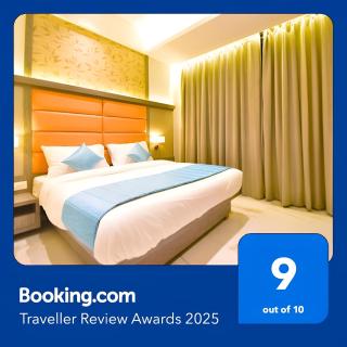 Glitz Hotels La Dahlia - Premium - Thane - 0