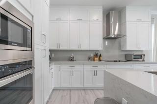Sparkling new Vanderbilt Beach luxury escape - Naples - 4