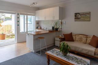 Tūī Guesthouse - Cooks Beach - 7