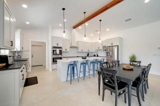 Modern luxury Hill Country escape gorgeous views - Fredericksburg - 0