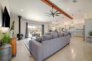 Modern luxury Hill Country escape gorgeous views - 9