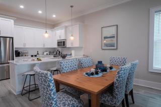 Saltwater Pearl at Pelican Place - Heated Pool & Gulf Views, Beach Across Street - 7