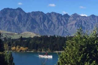 World Class Views 2 Bedroom 2 Bath Walk To Town - 3