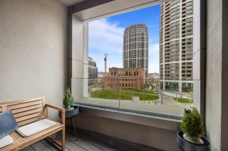 BNB SkyPark Suite with Balcony - Nivy - 6
