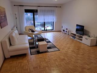 Geräumige 5 Zimmerwohnung - 9