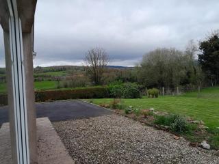 Beltany Lodge - - 5