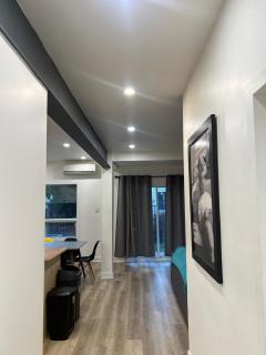 Charming 2-Bedroom Apartment with Garden Near Metro station & Canal Lachine - Montreal - 7