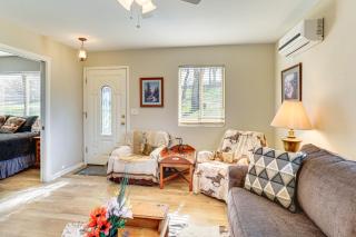 Peaceful Ranch Getaway with Deck in Red Bluff! - Red Bluff - 6