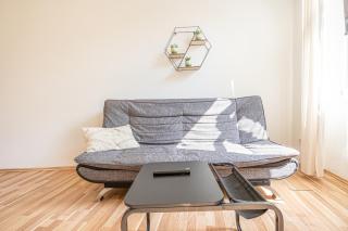 Inviting Economy 1BR Apt. with the best Location - Wenen - 6