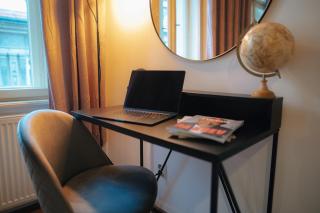 Cinematic Apartment with Pool Table & Cinema room in the heart of Prague - 5