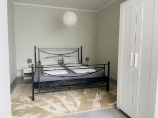 "Universität" in the Wintergartenhochhaus building - 3