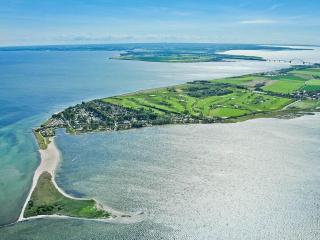 Holiday apartment by the swimming pool F 996 - Fehmarn - 1