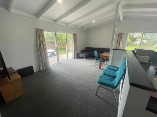3-Bedroom House A with 7 Double Beds including 2 Large Double Sofa or Sofa Beds - Rotorua - 7