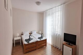 Comfortable holiday home for 16 people - Międzywodzie - 4