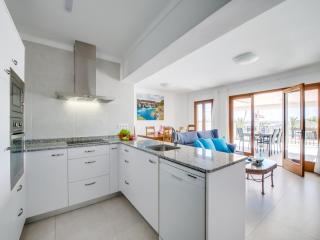 Seafront apartment, 200m from beach - Port d'Alcúdia - 1