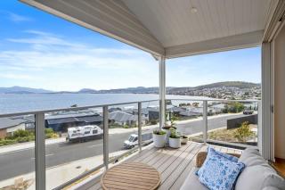 Seaview Serenity - Tranmere - 1