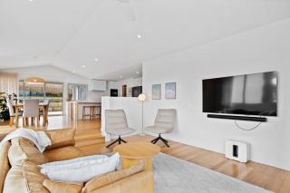 Seaview Serenity - Tranmere - 6