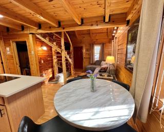 Hillside Haven 2 - Rogers - 2