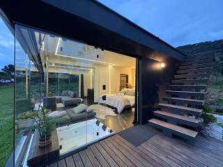 The Altitude Cabana 1374-Black - 3