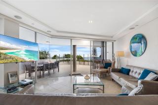 Oceans 201 luxurious beachfront apartment - 7