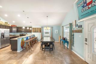 Boogie Board Bungalow - Pet Friendly PRIVATE POOL 2 - 4