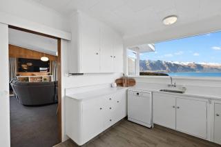 Best views walking distance to town 5 bedroom - Queenstown - 2