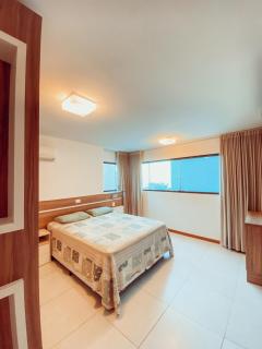 Vista Mar, 1 quadra da praia - 3dorm, bairro nobre - 3