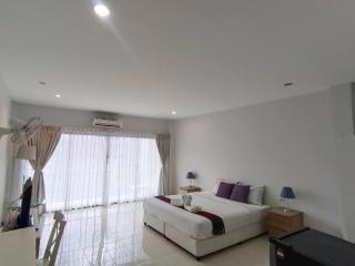 Sunshine Guesthouse Nanai Patong - Patong - 9