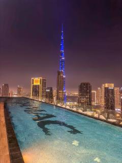 New Luxury SeaView 2Bed - Spectacular Rooftop Infinity Pool, Bar & Burj Views! - 4