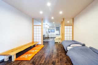 町屋 聖天坂 1F or 2F - Osaca - 2