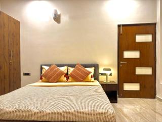 4 BHK Luxury Penthouse- Sliceinn Velvet, Wilson Garden, Bangalore - Bangalore - 3