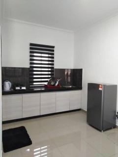 SHAH HOMESTAY Pulau Indah - 6