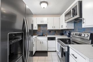 Casamor - Richland Home - 9