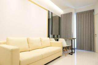 Exclusive and Spacious 2BR Apartment at Supermall Mansion Surabaya By Travelio - Surabaya - 5