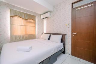 Comfortable and Tidy 2BR Lagoon Bekasi Town Square Apartment By Travelio - Bekasi - 4