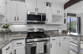 Cozy private room and bath private entrance Perfect gateway - Pflugerville - 1